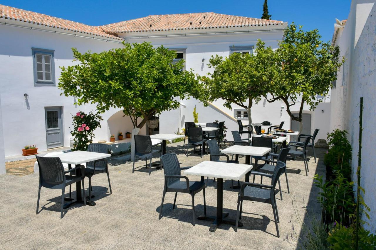 Mansion Dasi B&B Spétses