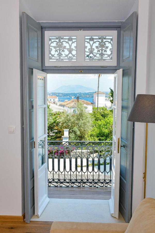 Mansion Dasi B&B Spétses
